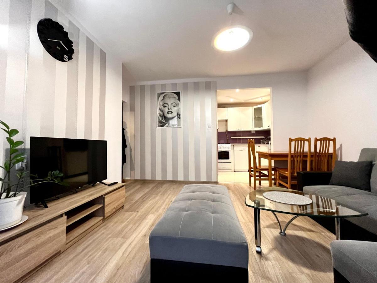 Charmig Apartment Kraków Eksteriør billede